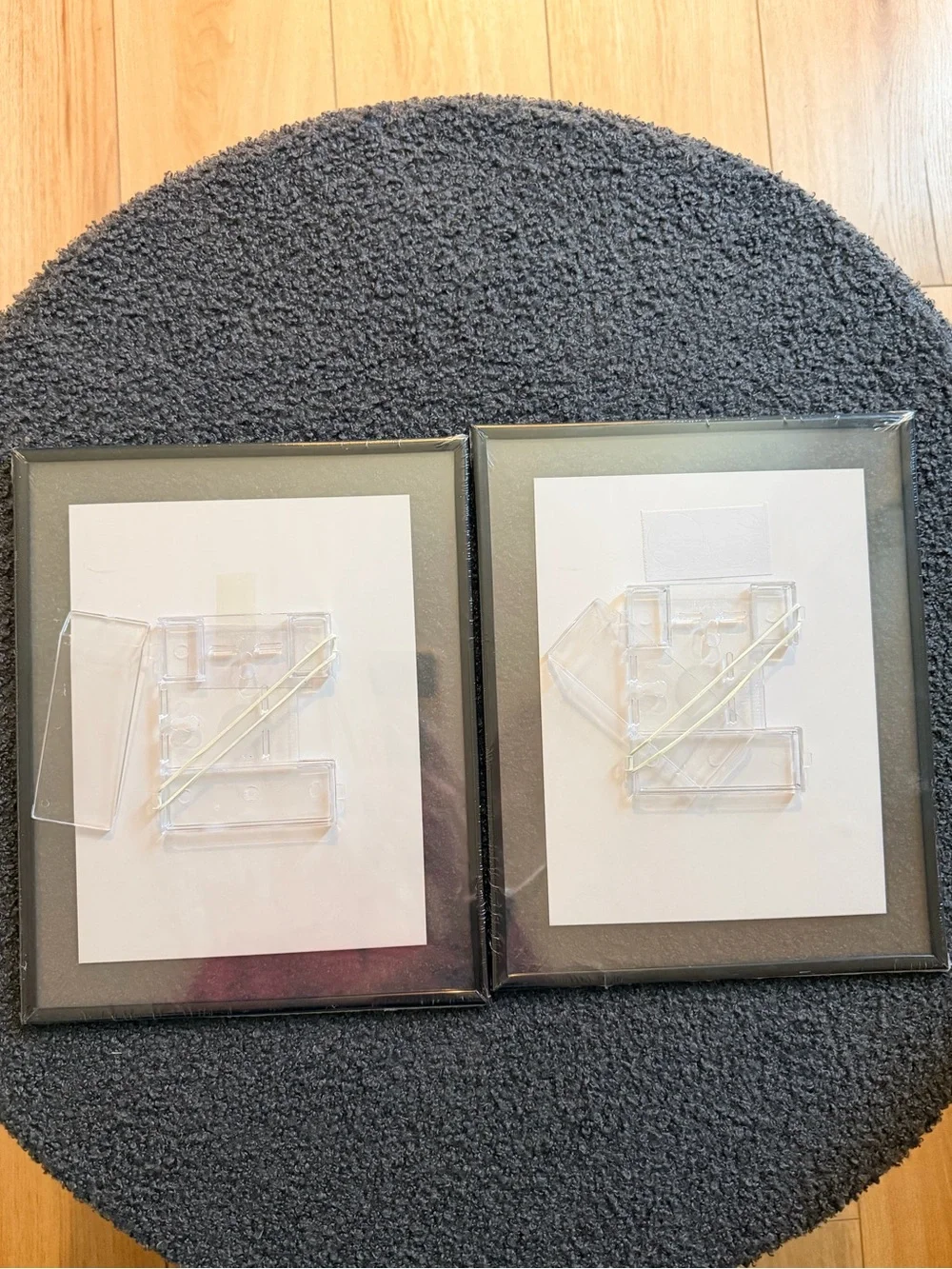 Set of 2 - 8x10 floating glass picture frames with black edge